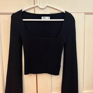 Hollister Women's Black Ribbed Top